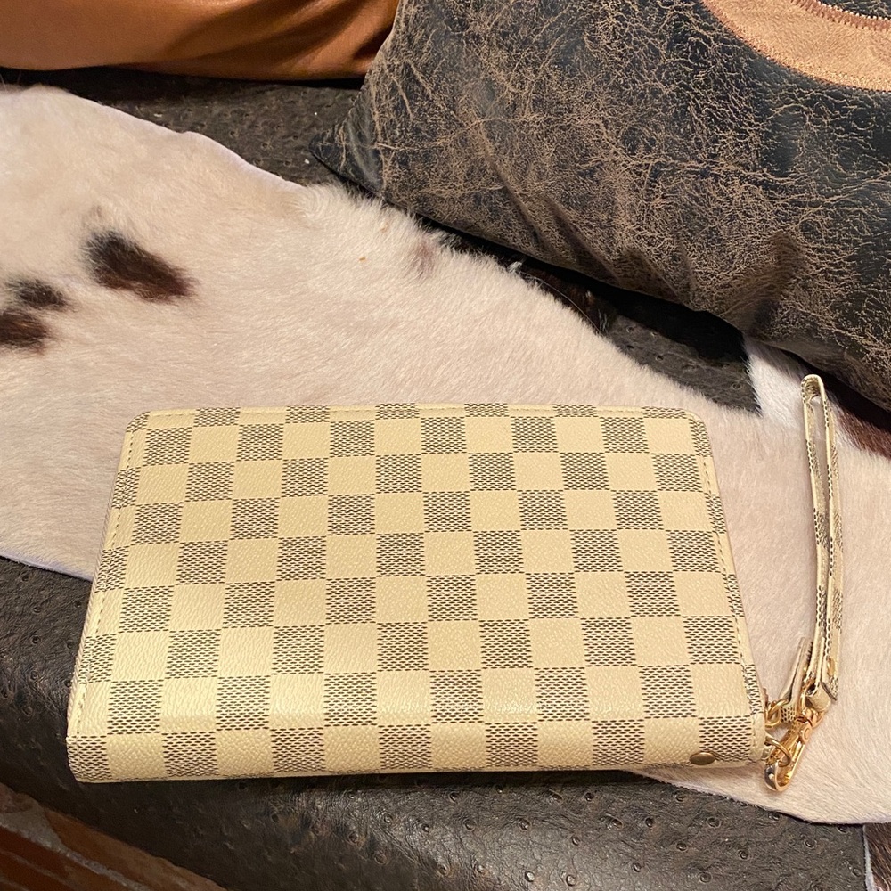 Justshik wristlet strap - Picture 4 of 8